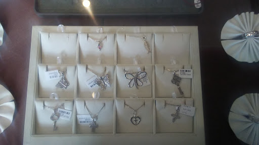 Jewelry Store «Old Mine Jewelers», reviews and photos, 5519 W Loop 1604 N #106, San Antonio, TX 78253, USA