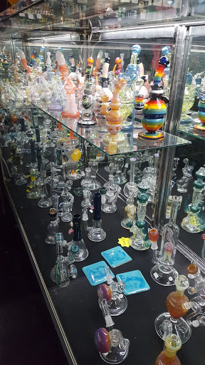 Tobacco Shop «The Laughing Llama smoke shop», reviews and photos, 8733 FL-52, Hudson, FL 34667, USA