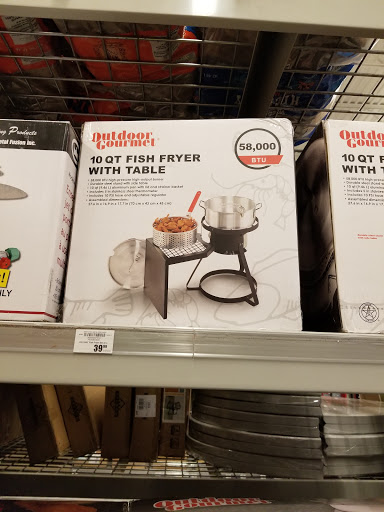 Sporting Goods Store «Academy Sports + Outdoors», reviews and photos, 130 S Hampton Pl, Clarksville, TN 37040, USA