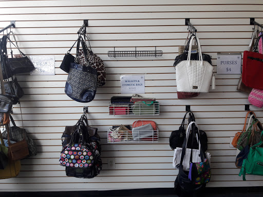 Thrift Store «Society of St. Vincent de Paul Long Beach Thrift Store», reviews and photos