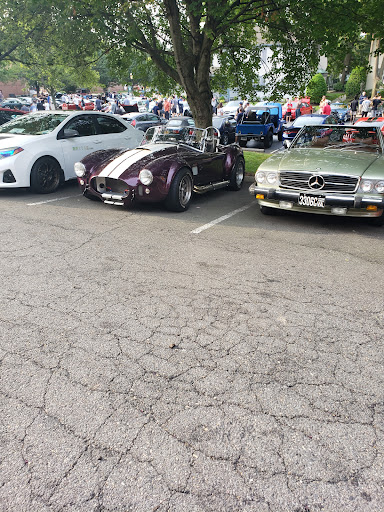 Shopping Mall «Village Centre», reviews and photos, 776 Walker Rd, Great Falls, VA 22066, USA