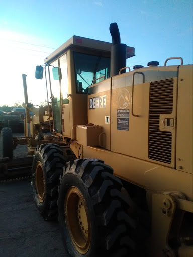 Auto Repair Shop «Discount Tire & Service of Greeley», reviews and photos, 120 18th St, Greeley, CO 80631, USA