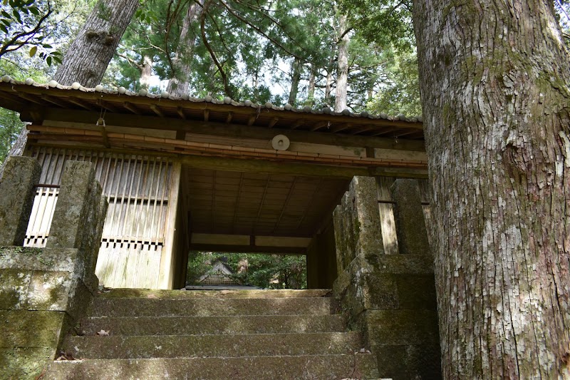 色川神社