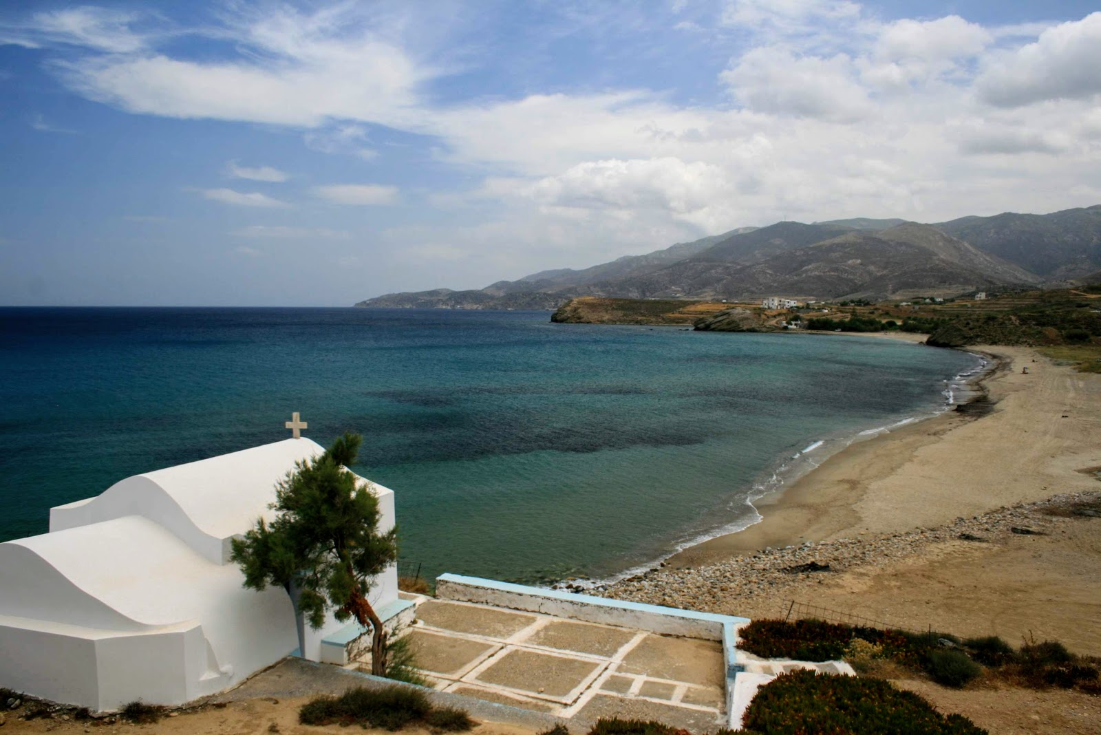 Foto van Amitis beach met gemiddeld niveau van netheid