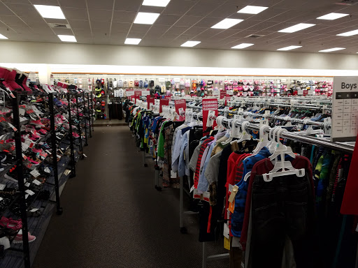 Clothing Store «Burlington Coat Factory», reviews and photos, 233 Broad St, Bridgewater, MA 02324, USA