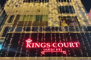 Kings Court Guest Inn image