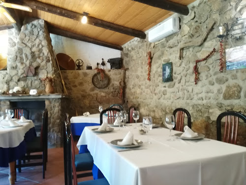 Restaurante La Garganta en Casas del Castañar