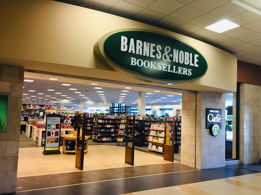 Book Store «Barnes & Noble», reviews and photos, 180 NJ-35, Eatontown, NJ 07724, USA