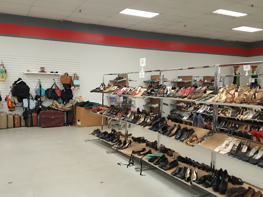 Thrift Store «Impact Thrift Stores - Feasterville», reviews and photos, 91 E Street Rd, Feasterville-Trevose, PA 19053, USA