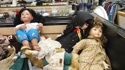 Thrift Store «Goodwill Store & Donation Center», reviews and photos, 28901 S Western Ave, Rancho Palos Verdes, CA 90275, USA