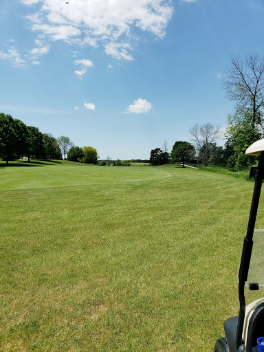 Golf Course «Auburn Bluffs Golf Course», reviews and photos, N2019 N River Rd, Campbellsport, WI 53010, USA