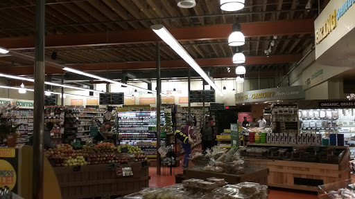 Grocery Store «Whole Foods Market», reviews and photos, 1028 Beacon St, Brookline, MA 02446, USA