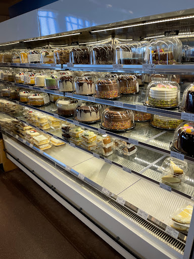 Grocery Store «Whole Foods Market», reviews and photos, 4944 Shelbyville Rd, Louisville, KY 40207, USA