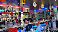 Atmosphère du Restaurant américain Memphis - Restaurant Diner à Poitiers - n°18