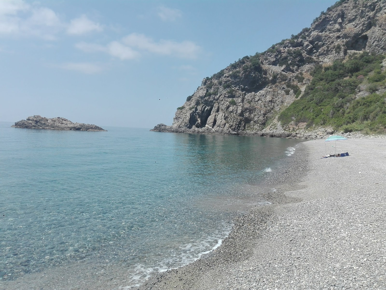 Foto di Cala Janculla con sporco livello di pulizia