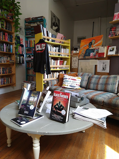 Record Store «Irvington Vinyl», reviews and photos, 9 Johnson Ave, Indianapolis, IN 46219, USA