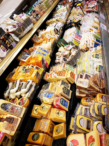 Grocery Store «Stop & Shop», reviews and photos, 1360 W Main Rd, Middletown, RI 02842, USA