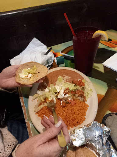 Shopping Mall «Village North Shopping Center», reviews and photos, 2440 N Lebanon St, Lebanon, IN 46052, USA