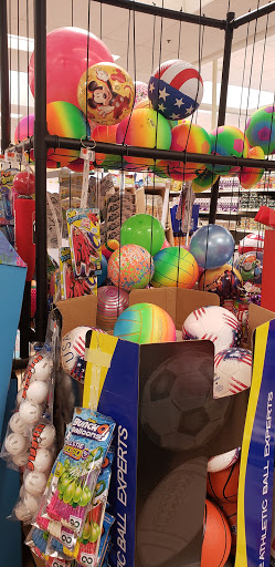 Grocery Store «Stop & Shop», reviews and photos, 1135 Farmington Ave, Berlin, CT 06037, USA