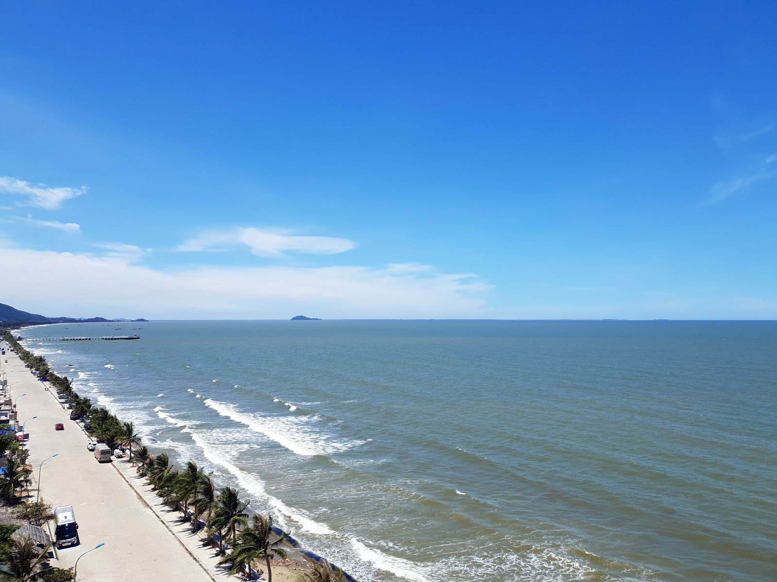 Hoang Thanh Beach'in fotoğrafı - rahatlamayı sevenler arasında popüler bir yer