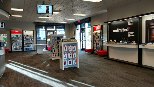 Cell Phone Store «Verizon», reviews and photos, 2241 Prairie Center Pkwy, Brighton, CO 80601, USA