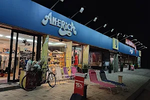 Tienda América image