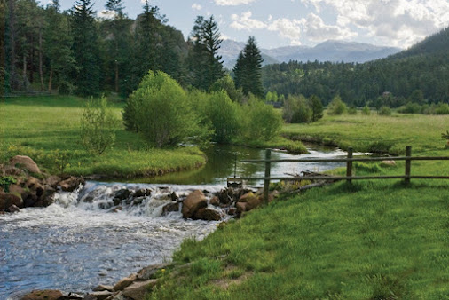 TallGrass Aveda Spa & Salon