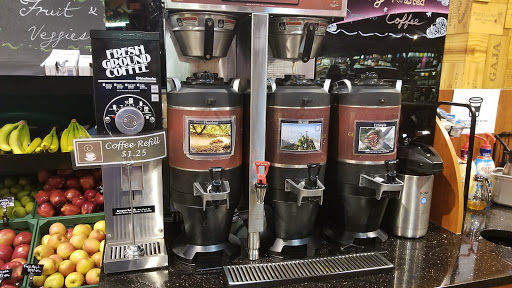 Gourmet Grocery Store «Potomac Gourmet Market», reviews and photos, 180 American Way, Oxon Hill, MD 20745, USA