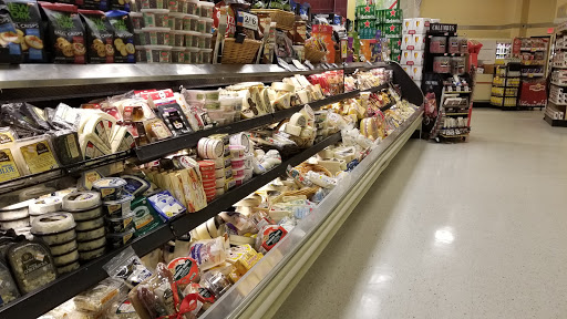 Grocery Store «Stop & Shop», reviews and photos, 177 Forest Ave, Glen Cove, NY 11542, USA