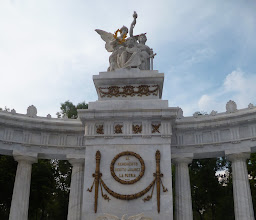 Hemiciclo a Juarez photo