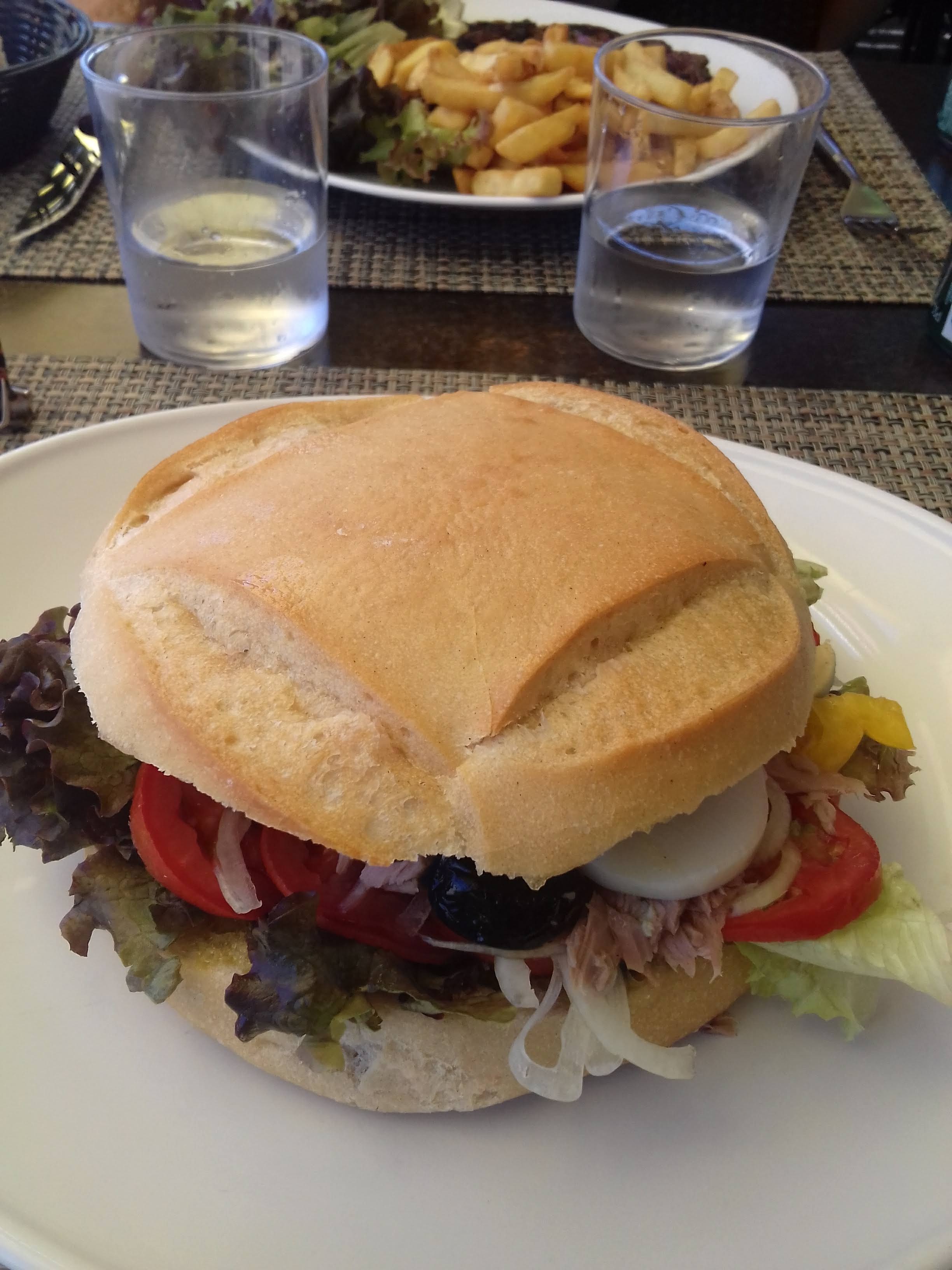 Photo n° 1 de l'avis de fafa.D fait le 04/08/2019 à 18:07