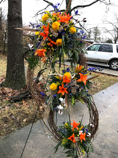 Florist «4 Ever Flowers», reviews and photos, 224 N 3rd Ave, Lewisburg, TN 37091, USA