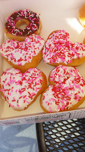 Bakery «Krispy Kreme Doughnuts», reviews and photos, 1024 W Gladstone St, San Dimas, CA 91773, USA