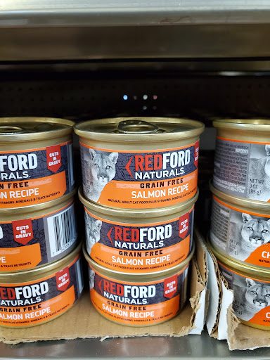 Pet Supply Store «Pet Supplies Plus», reviews and photos, 543 N Foothills Plaza Dr, Maryville, TN 37801, USA