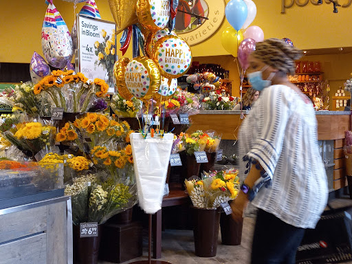 Grocery Store «Safeway», reviews and photos, 138 SW 148th St, Burien, WA 98166, USA