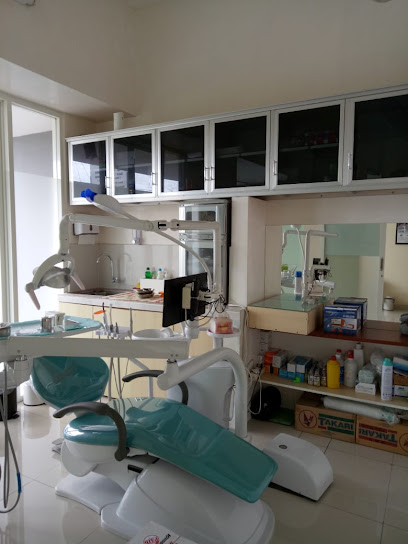 Aprilia Kartika Dental Care (AKDC)