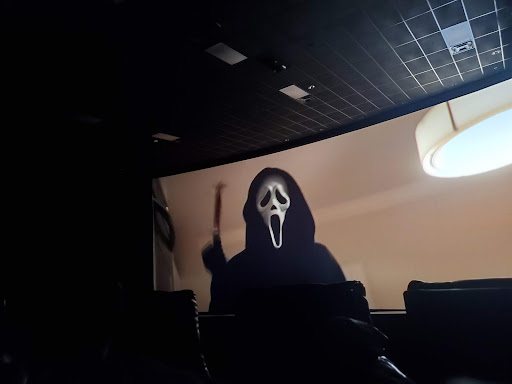 Movie Theater «B&B Theatres Shawnee 18», reviews and photos, 16301 Midland Dr, Shawnee, KS 66217, USA