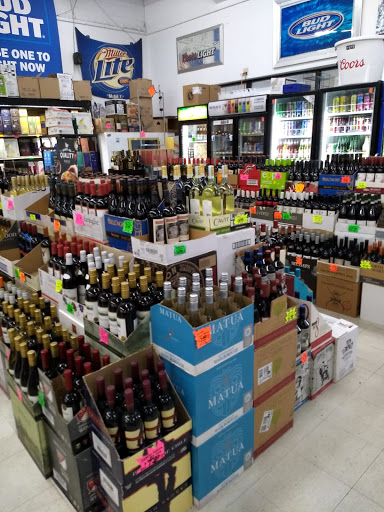 Liquor Store «Dover Liquor Warehouse», reviews and photos, 825 White Oak Rd, Dover, DE 19901, USA