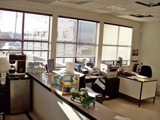 Auto Body Shop «F. Lofrano & Son, Inc», reviews and photos, 21 Belvedere St, San Rafael, CA 94901, USA