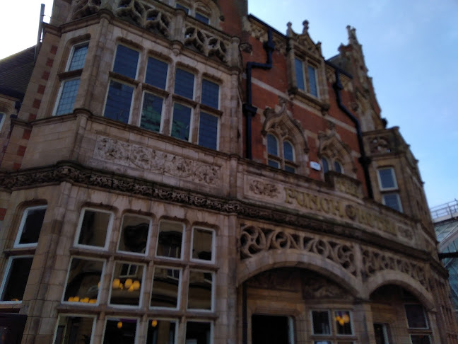 Reviews of Punch Hotel in Hull - Pub