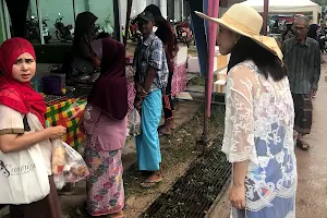 Street market image