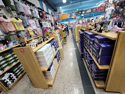 Clothing Store «V.I.M.», reviews and photos, 863 Broad St, Newark, NJ 07102, USA