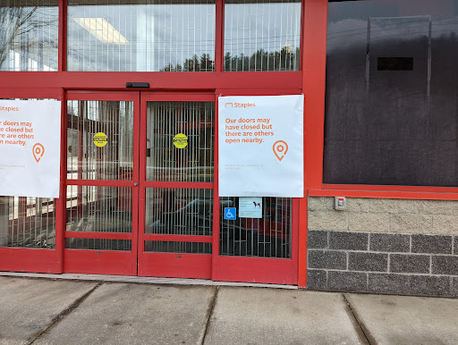 Office Supply Store «Staples», reviews and photos, 102 Milford Landing Dr #1, Milford, PA 18337, USA