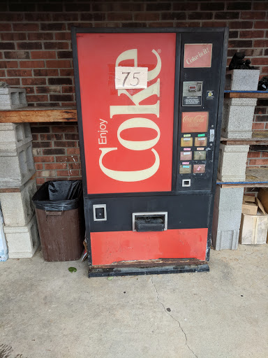 Gift Shop «Wild Wonderful Gift Shop», reviews and photos, 803 Mammoth Cave Rd, Cave City, KY 42127, USA