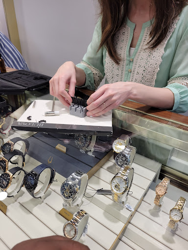 Jewelry Store «Morgan Jewelers -Gateway Mall», reviews and photos, 11 S Rio Grande St, Salt Lake City, UT 84101, USA