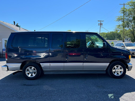 Used Car Dealer «Royal Pike Motors», reviews and photos, 411 N Commerce Ave, Front Royal, VA 22630, USA