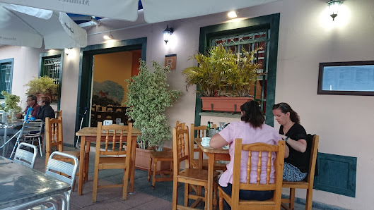 Restaurante Avenida Casa Pipo Tr.ª de los Cancajos, 22, 38712 Breña Baja, Santa Cruz de Tenerife, España