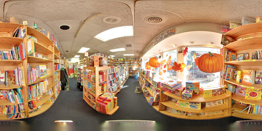 Book Store «The Book Loft of German Village», reviews and photos, 631 S 3rd St, Columbus, OH 43206, USA