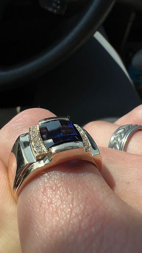 Jewelry Store «Wilsonville Diamond», reviews and photos, 8249 SW Wilsonville Rd, Wilsonville, OR 97070, USA