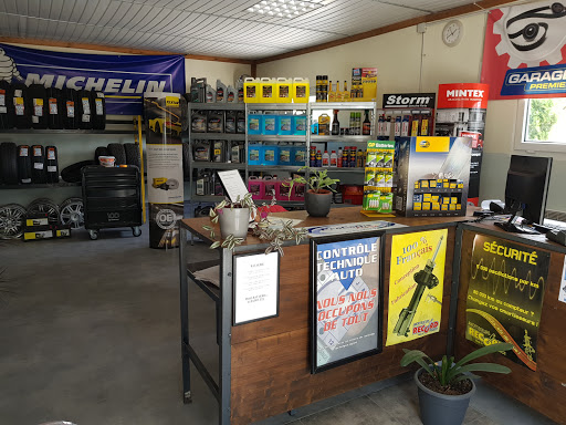 Photo 2 - Garage Sam Monterfil